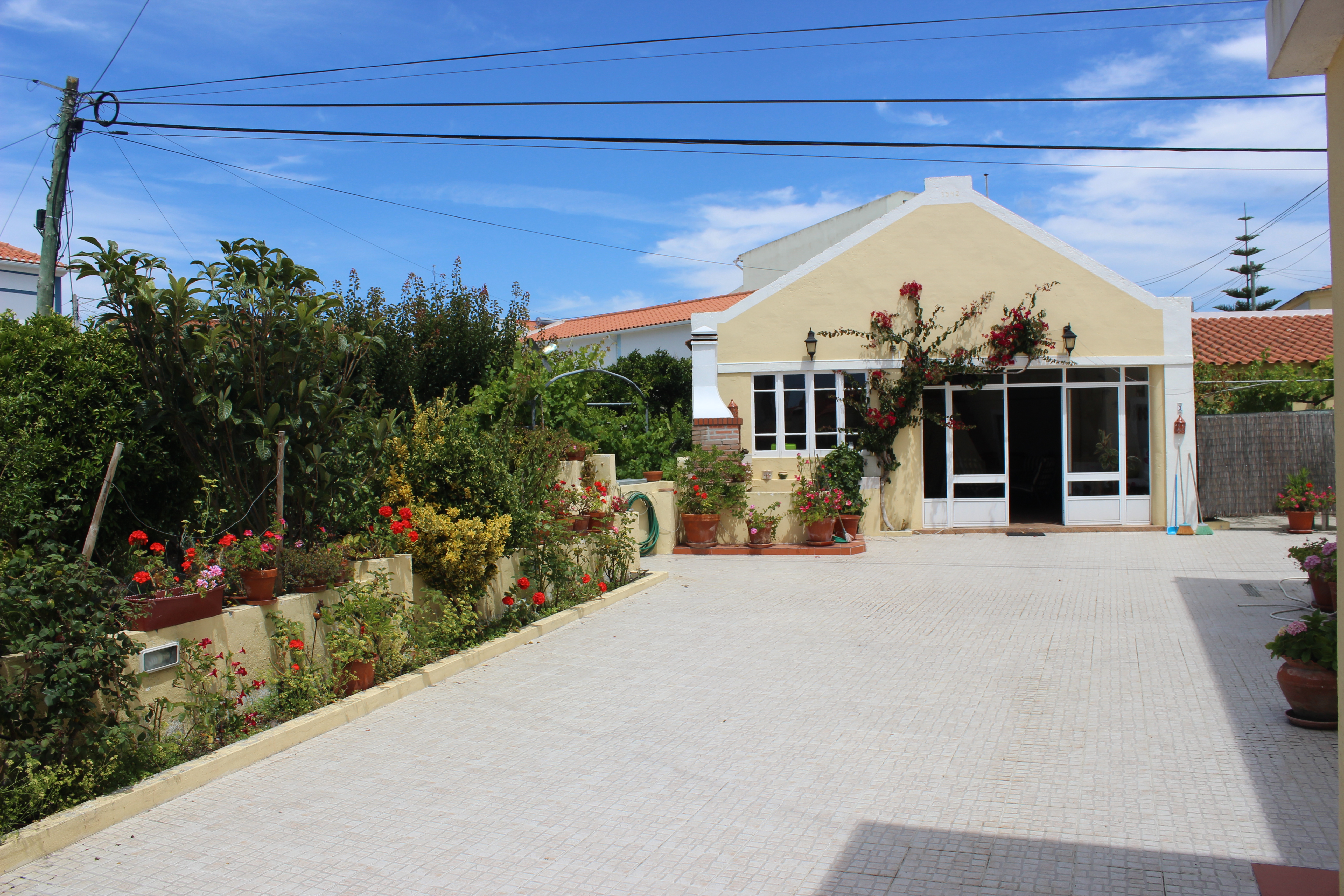 FlowerPot Challet exterior